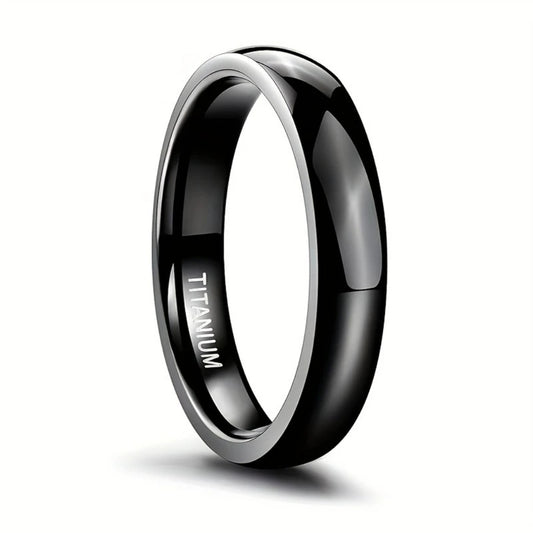 Anel masculino fino modelo Titanium Slim com design minimalista em fundo branco.
