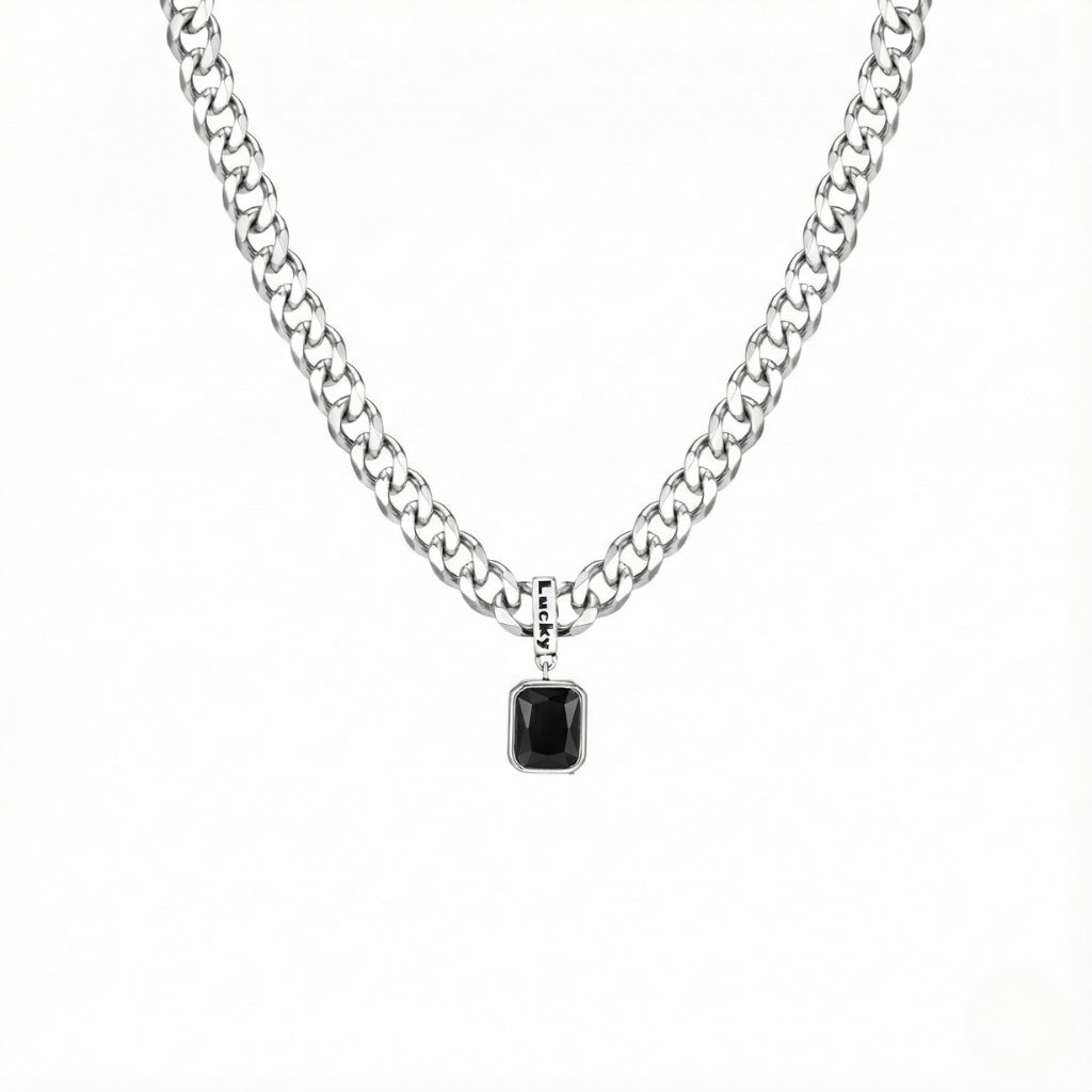 Colar masculino preto modelo Irsina Black em aço inoxidável da Classiatti